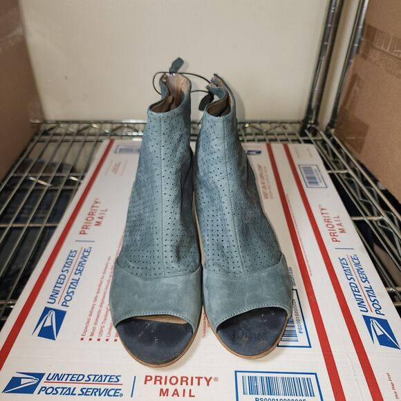 Franco Sarto Sandals Womens 8 Bohemian Blue Leather Peep Toe Heels - GOOD - Picture 2 of 11